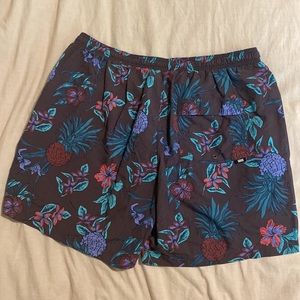 Men’s dark gray Saxx swim trunks, Size XXL